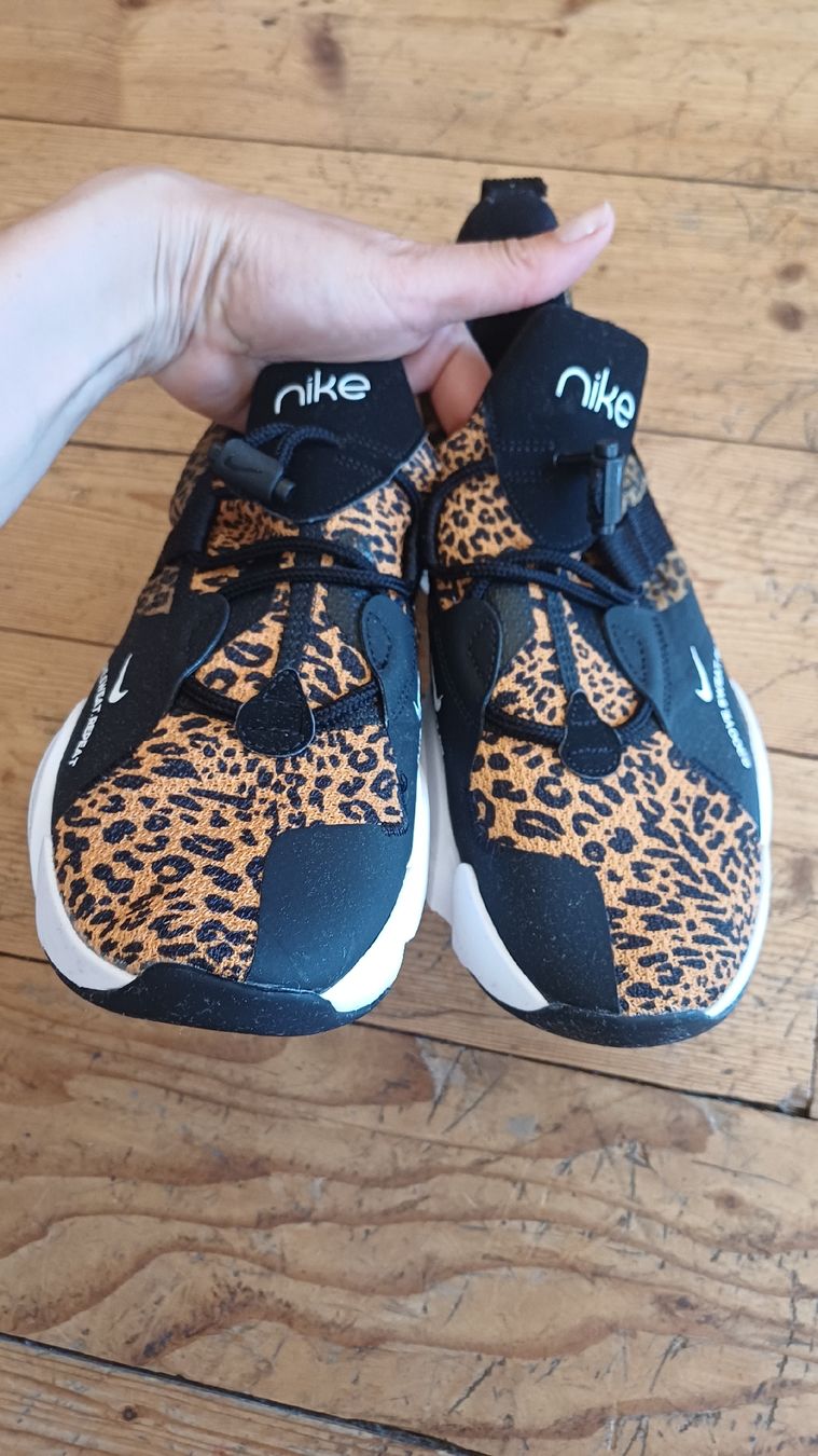 Nike Scarpe da uomo: Nike Super Rep Groove animal print – Usato da Vevey venduto da Veveybien 1
