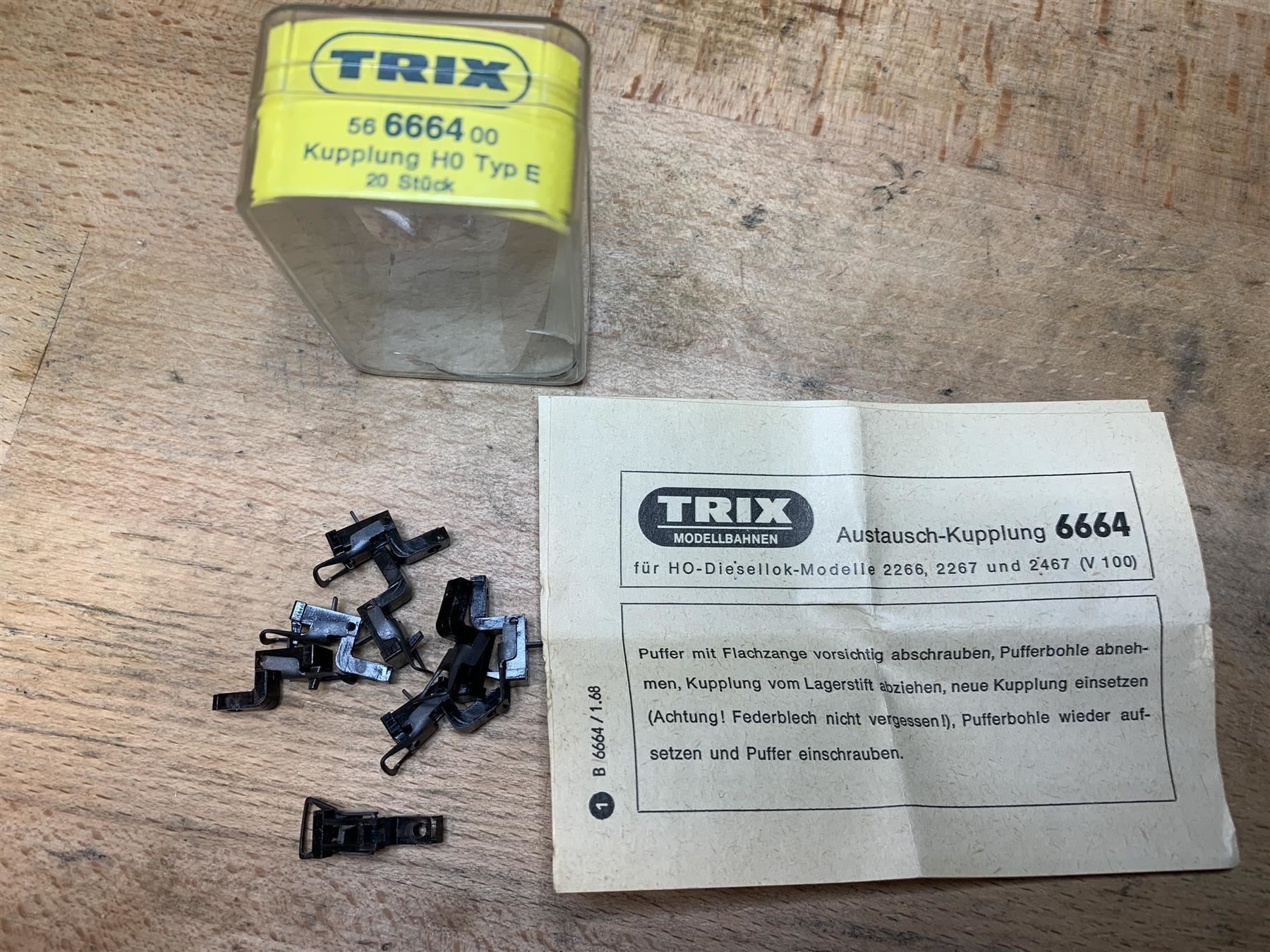 Trix Modellini di ferrovie: 8x Trix 66664 Kupplung – Nuovo (secondo la descrizione) da Hauterive NE venduto da eriamch