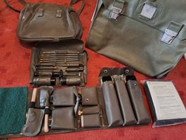 Lot von verschiedenen Militär Material