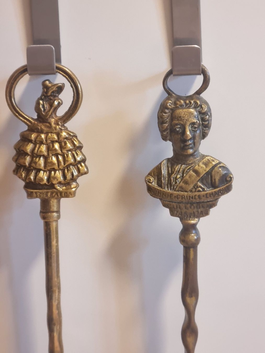 Tutte le decorazioni: Antikes Deko-Set aus Messing: Gabel & Löffel – Usato da Scharnachtal venduto da devin03 2