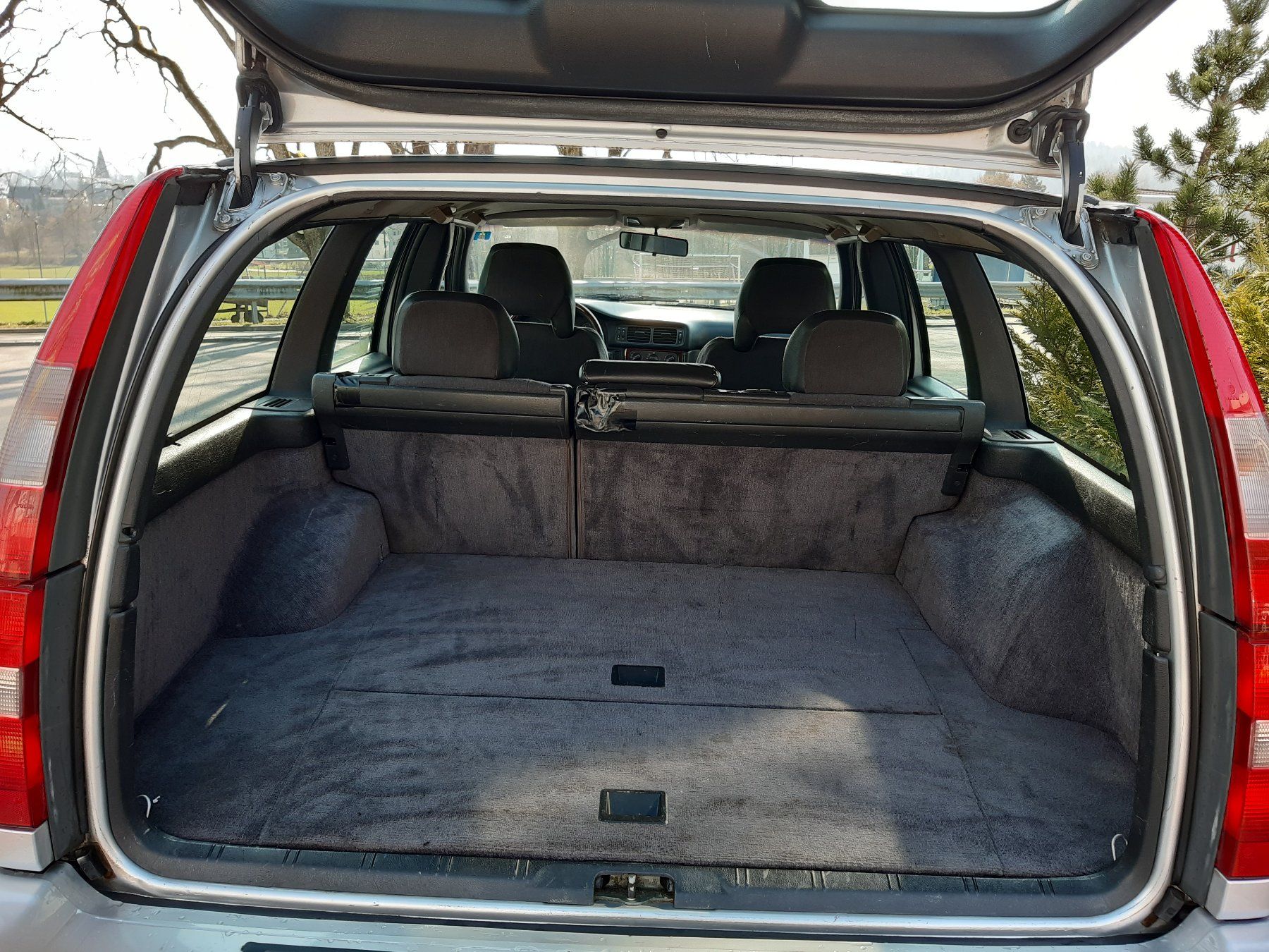 Volvo Automobili: Volvo V70 Kombi MFK 03 2026 – Usato da Elgg venduto da Oldie67 6
