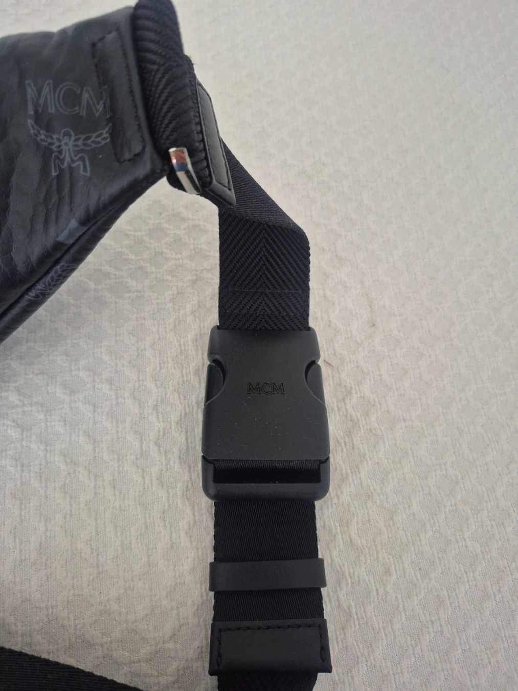 Mcm Borse: Neue MCM Bauch-/Brusttasche – Nuovo (secondo la descrizione) da Dottikon venduto da Pega7 9