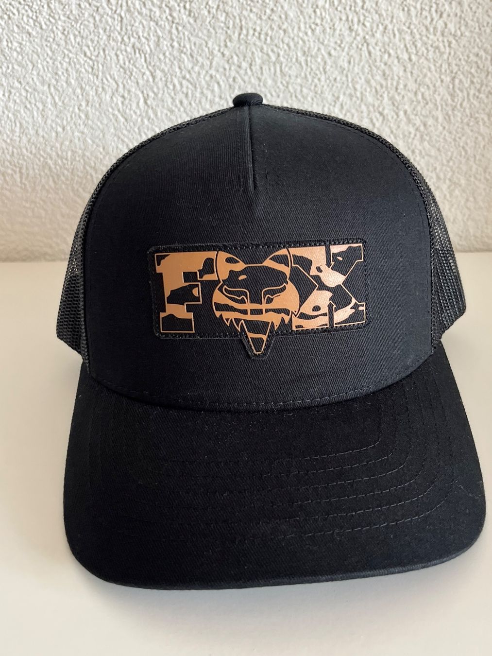 Fox Hüte, Mützen & Caps: Fox Trucker Cap, Youth-Grösse, Schwarz – Neu (gemäss Beschreibung) aus Frauenfeld von heyLani