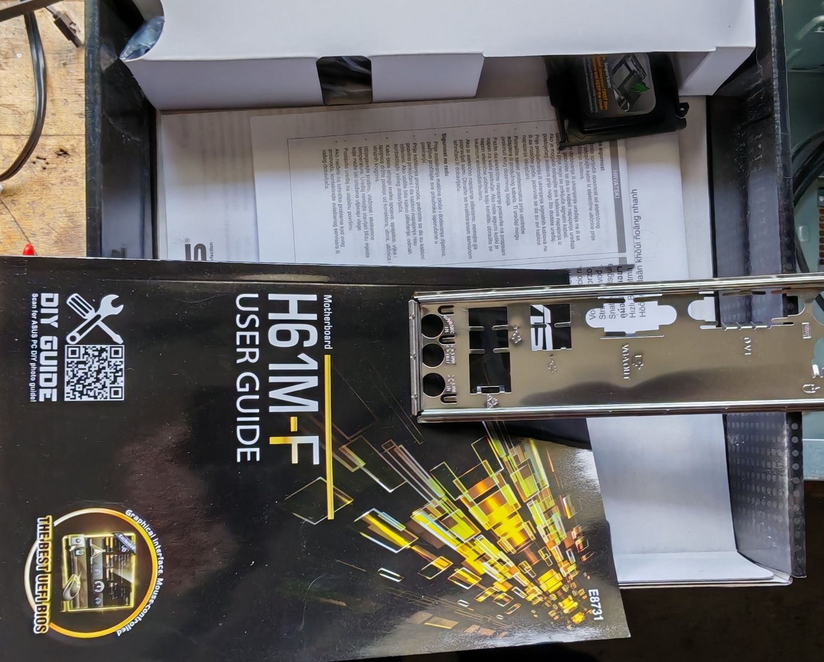 Asus Schede madri: ASUS H61M-F Mainboard Intel – Usato da Volketswil venduto da Breiti37 3