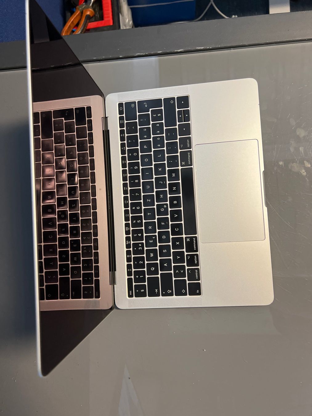 Apple Notebooks: MacBook Pro Silber 13" 2017, Startet nicht #06 – Defekt aus Dietikon von speedkauf 3
