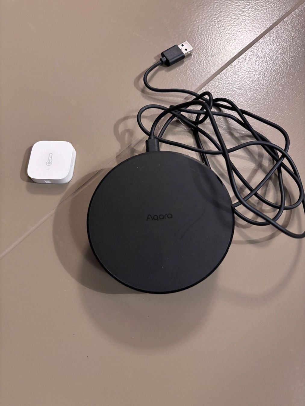Hubs & Switches: Aqara Hub M2 Zigbee + Temperatursensor SmartHome Wifi – D'occasion à Wallisellen par chrue01