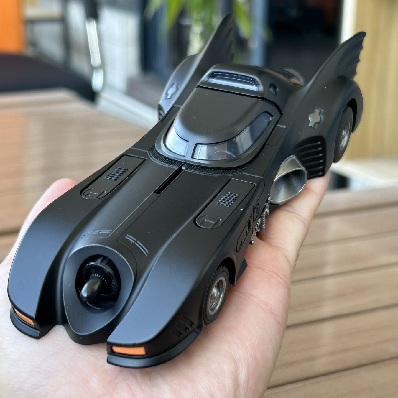 Giocattoli: Batman - 1989 Batmobile Metal Classic Model Car – Nuovo (secondo la descrizione) da Glattbrugg venduto da har_jgc7 4