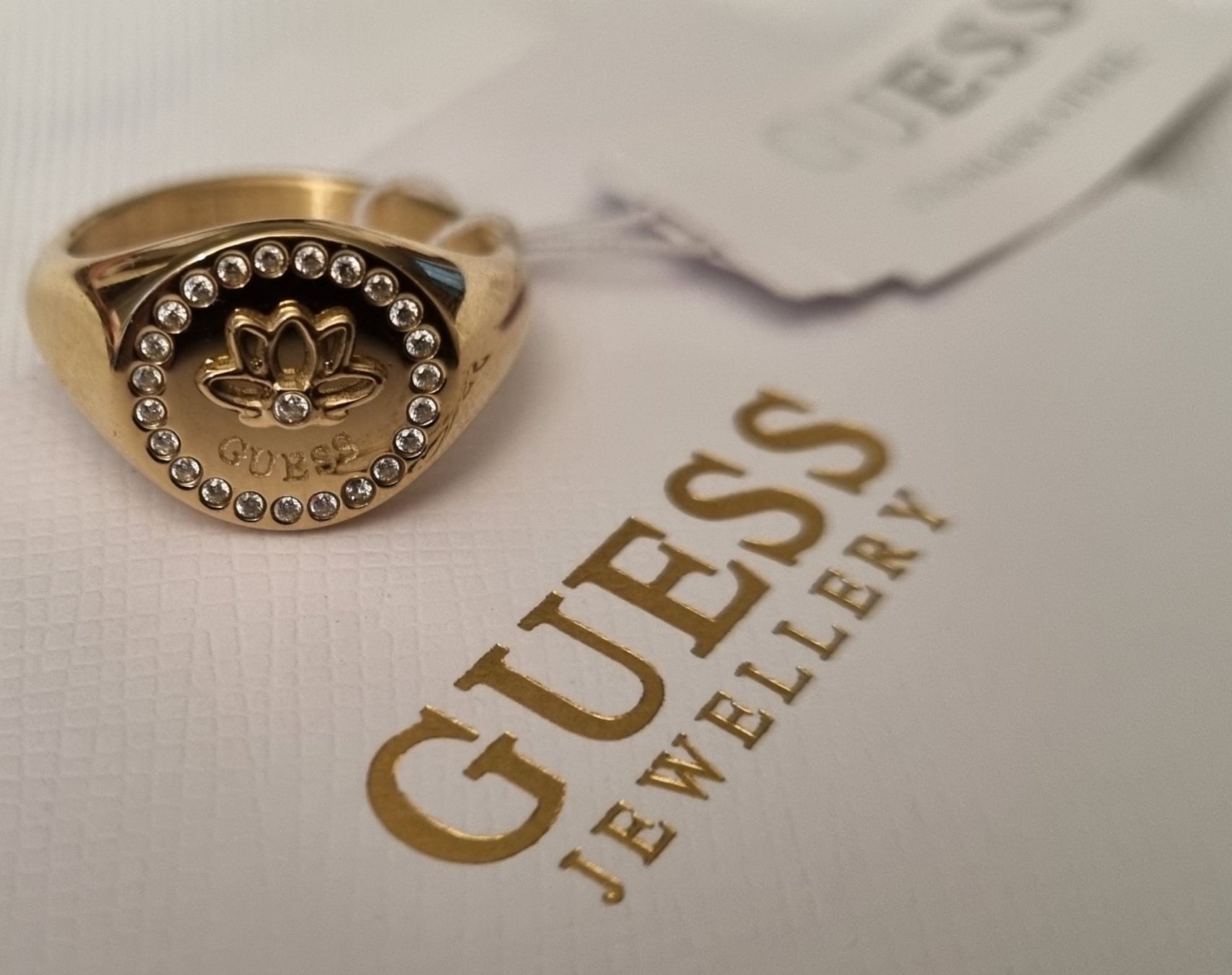 Guess Bagues: Guess Ring – Neuf avec emballage d'origine à Schaffhausen par Karat0