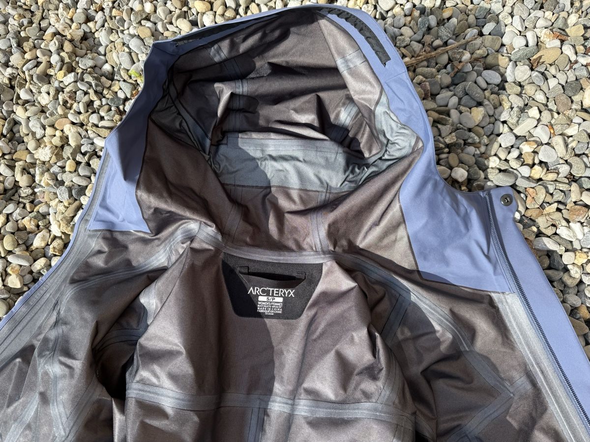 Arcteryx Cappotti: Arcteryx Codetta Kurzmantel S Top Zustand! – Nuovo (secondo la descrizione) da Herisau venduto da Soto1 2