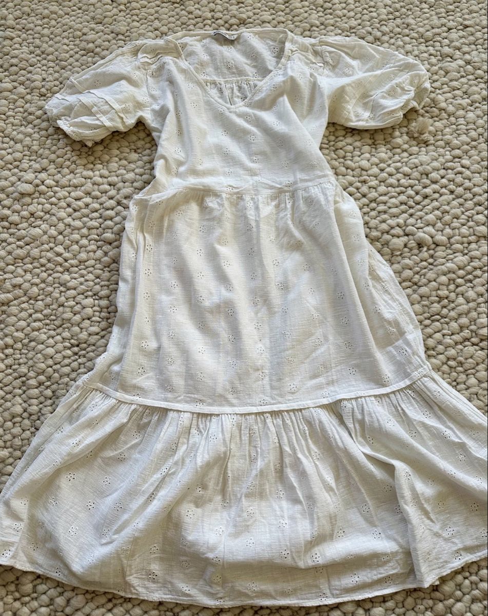 Stradivarius Vestiti: WEISSES SOMMERKLEID VON STRADIVARIUS – Nuovo (secondo la descrizione) da Schaffhausen venduto da rot_yyy7