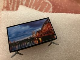 Miniatur Fernseher mit Bild für das Puppenhaus, neu