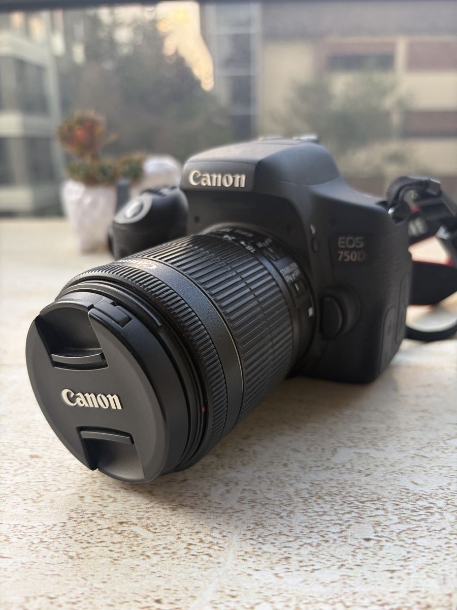 Canon Appareil photo: Canon EOS 750D Digital Camera with Lens and Bag – Neuf (Voir description) à Zürich par Mss_sen 1