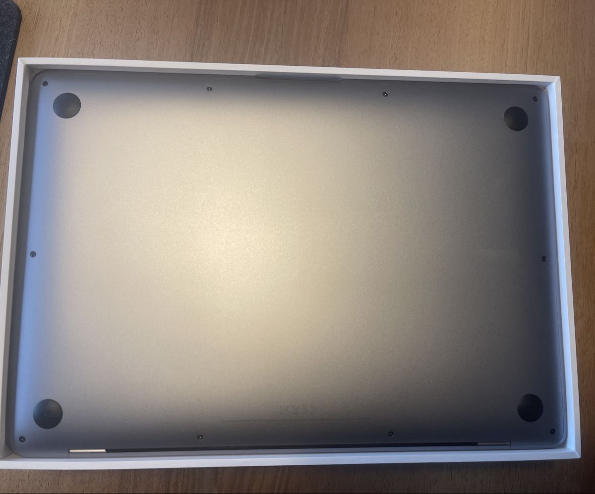 Apple Portables: MacBook Air 13.3 – D'occasion à zürich par maulwurf53 6