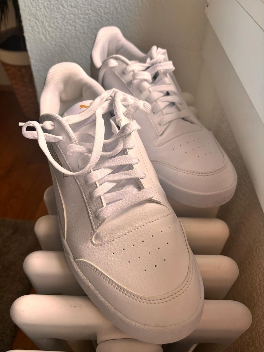 Puma Chaussures hommes: Baskets PUMA Blanches – D'occasion à Romainmôtier par val_r8sn