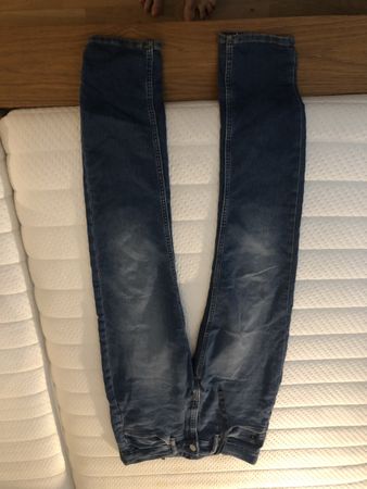 2 Jeans blau Slim & Denim 30/32