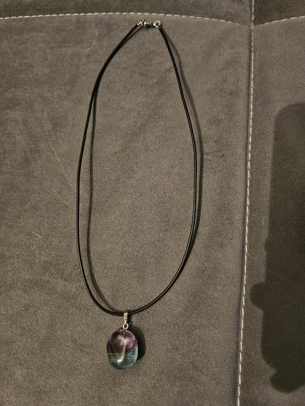 Catenine: Regenbogenfluoritsteinkette – Usato da Näfels venduto da eic_2z5x