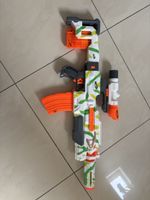 Nerf Waffe Ak47 elektrisch mit zwei vollen Magazinen 