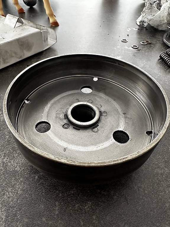 Parti ricambio per ciclomotori: Kupplungskorb 19Z Puch e50 Seilzug-/Kickstarter – Usato da Dottikon venduto da Puch.24 2
