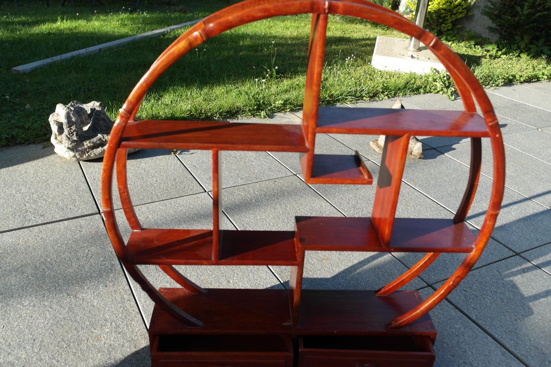 Scaffali: Rundgestell Regal China Japan – Usato da meisterschwanden venduto da Prontoloni. 1