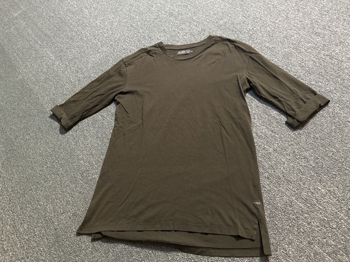 Jack & Jones T-shirt: Tshirt Jack and Jones GrS Oliv  – Nuovo (secondo la descrizione) da Baltschieder venduto da YmroBe