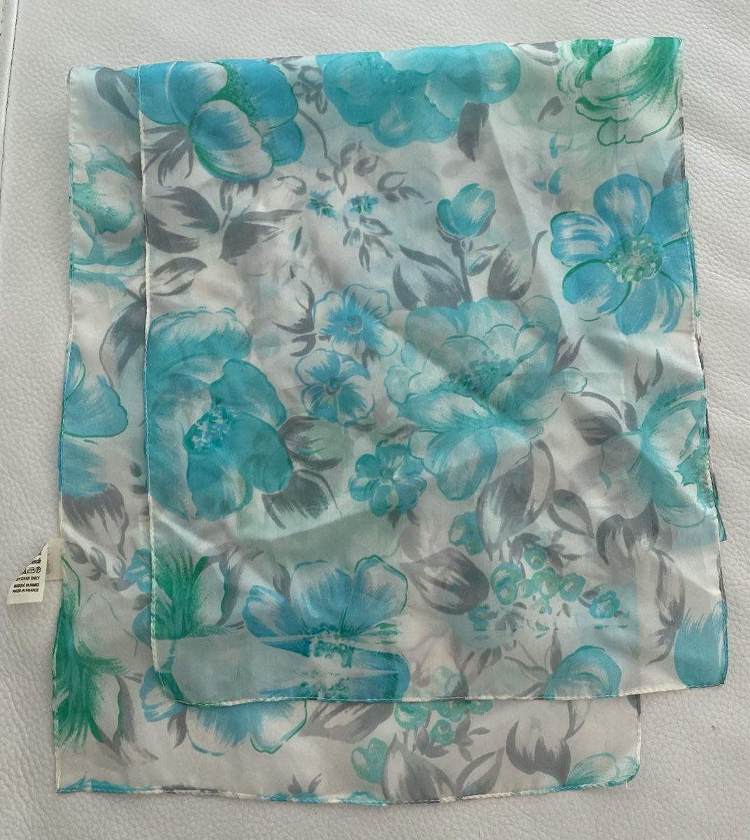 Foulard & Sciarpe: Seiden Schal 🌸 – Usato da Opfikon venduto da Luis144 3