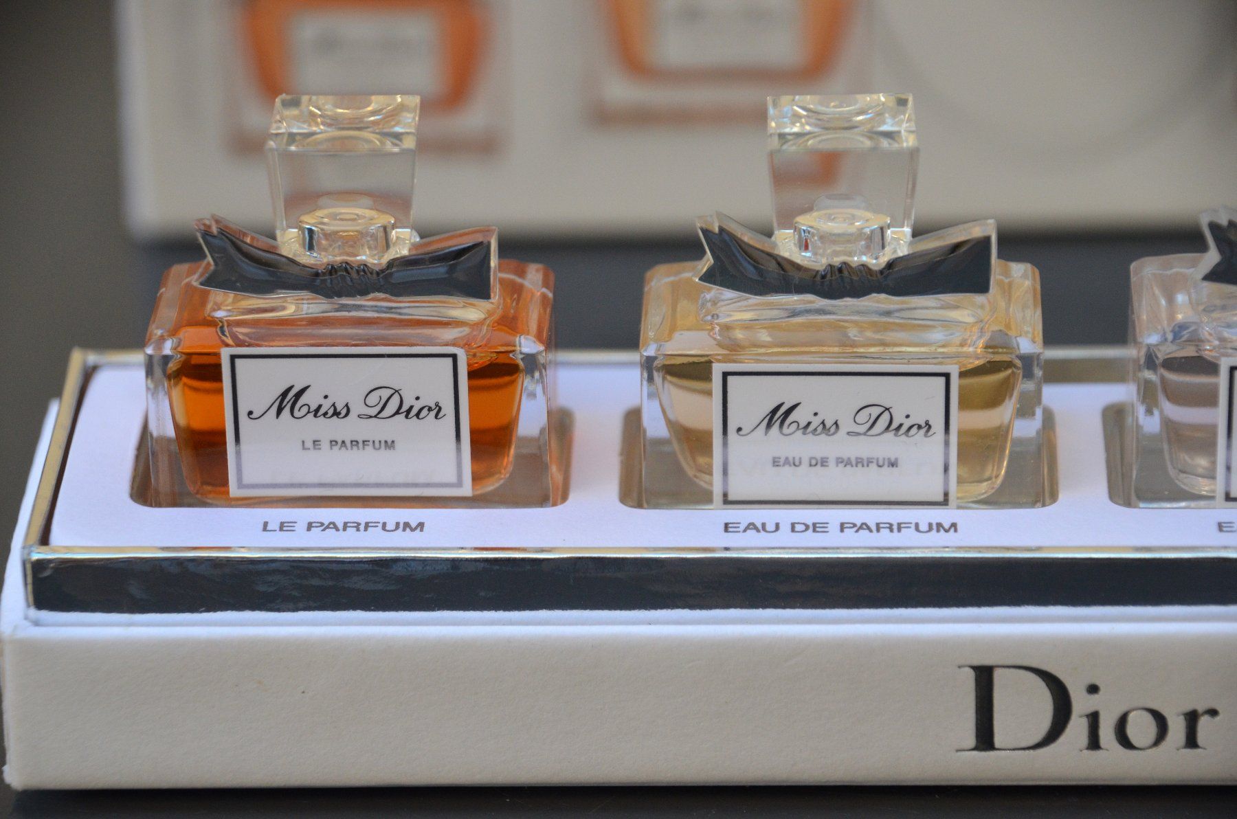 Dior Profumi & Eau de Toilette: Miss Dior 4 x 5ml La Collection – Usato da Collonges venduto da Allegree 2