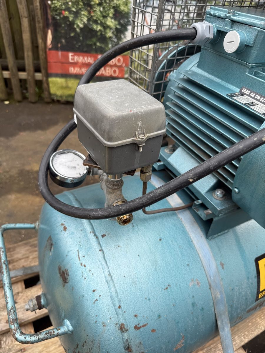 Compressori: Druckluft Kompressor ERA T 16 – Usato da Embrach venduto da embr12 4