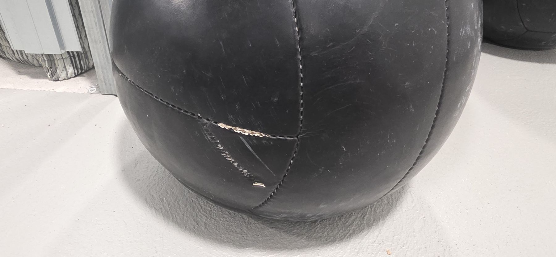 Bälle: 3 Medizinbälle 6/8/10kg – Gebraucht aus Oberlunkhofen von AnnKe 2