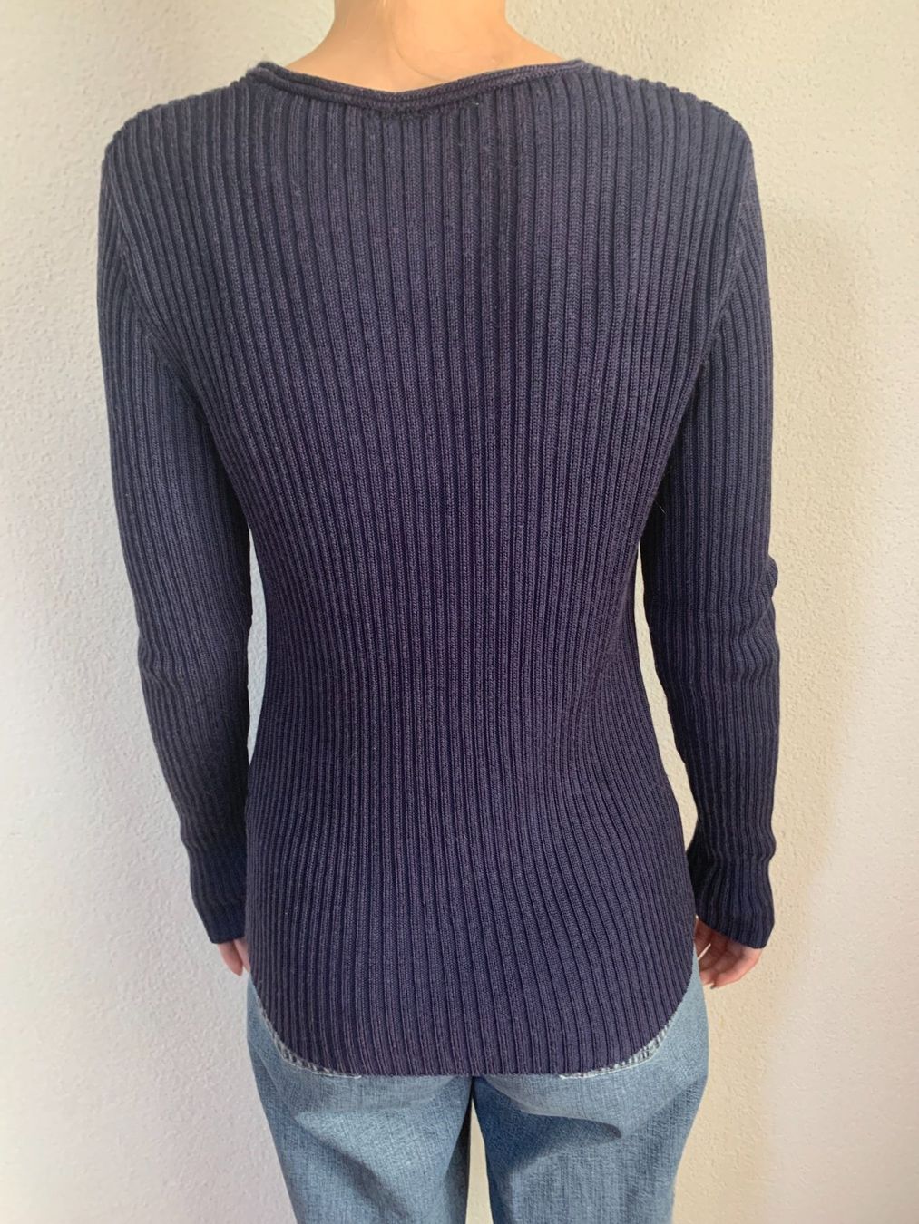 Maglioni & Felpe: dunkel violetter Strickpulli aus Baumwolle – Usato da Luzern venduto da Simona15 3