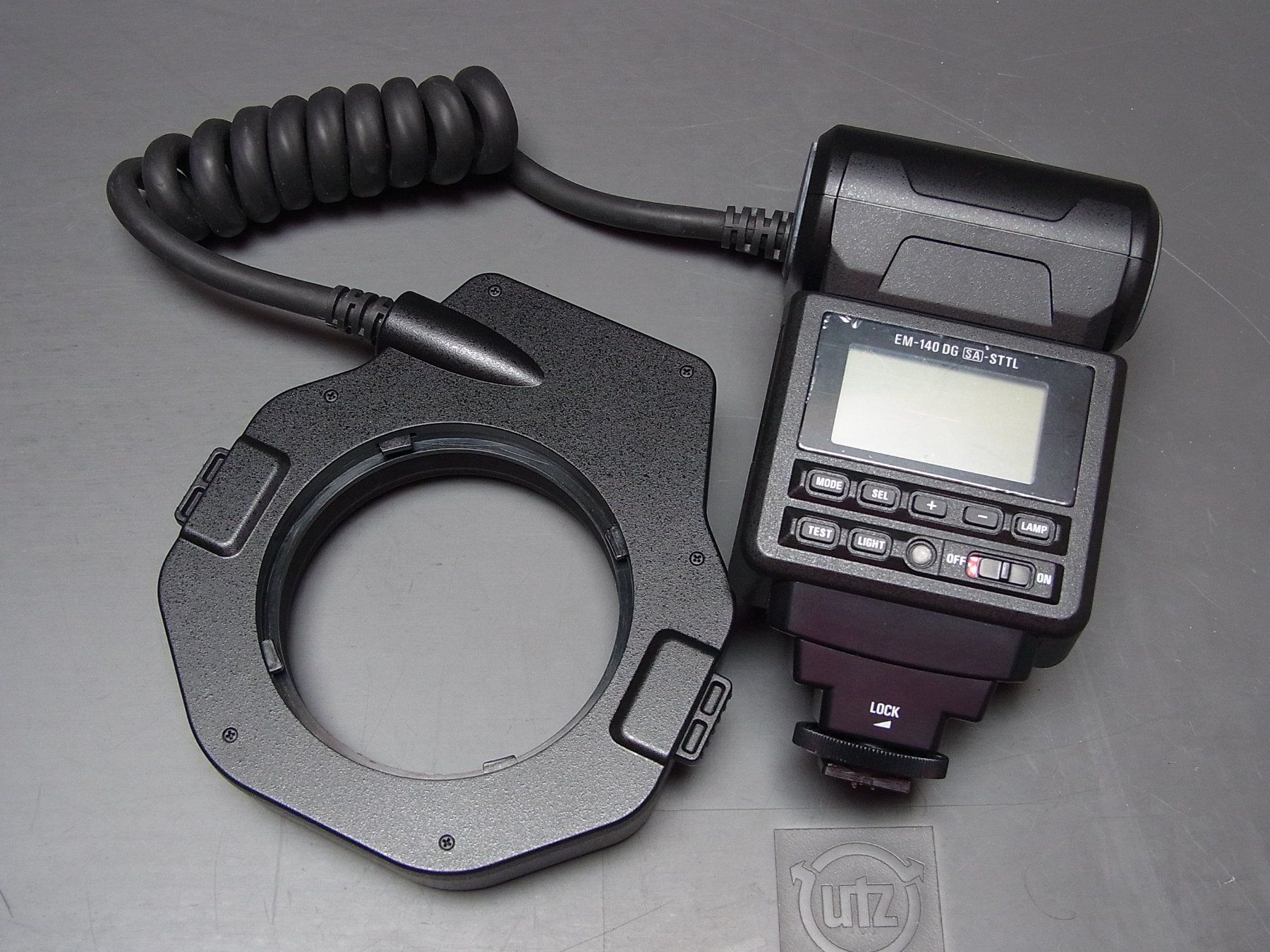 Sigma Blitze: Sigma SA Macro Blitz EM 140  Merrill Quattro – Gebraucht aus Dietikon von Baro4 1