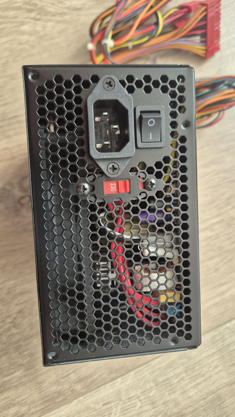 PCs: XILENCE 500W Netzteil  – Neu (gemäss Beschreibung) aus Möriken AG von fab_2c6z 3