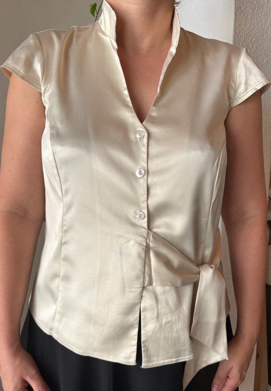 Camicette: Elegante Damenbluse in Gr. M, BRIEFVERSAND – Usato da Bassersdorf venduto da TB01011