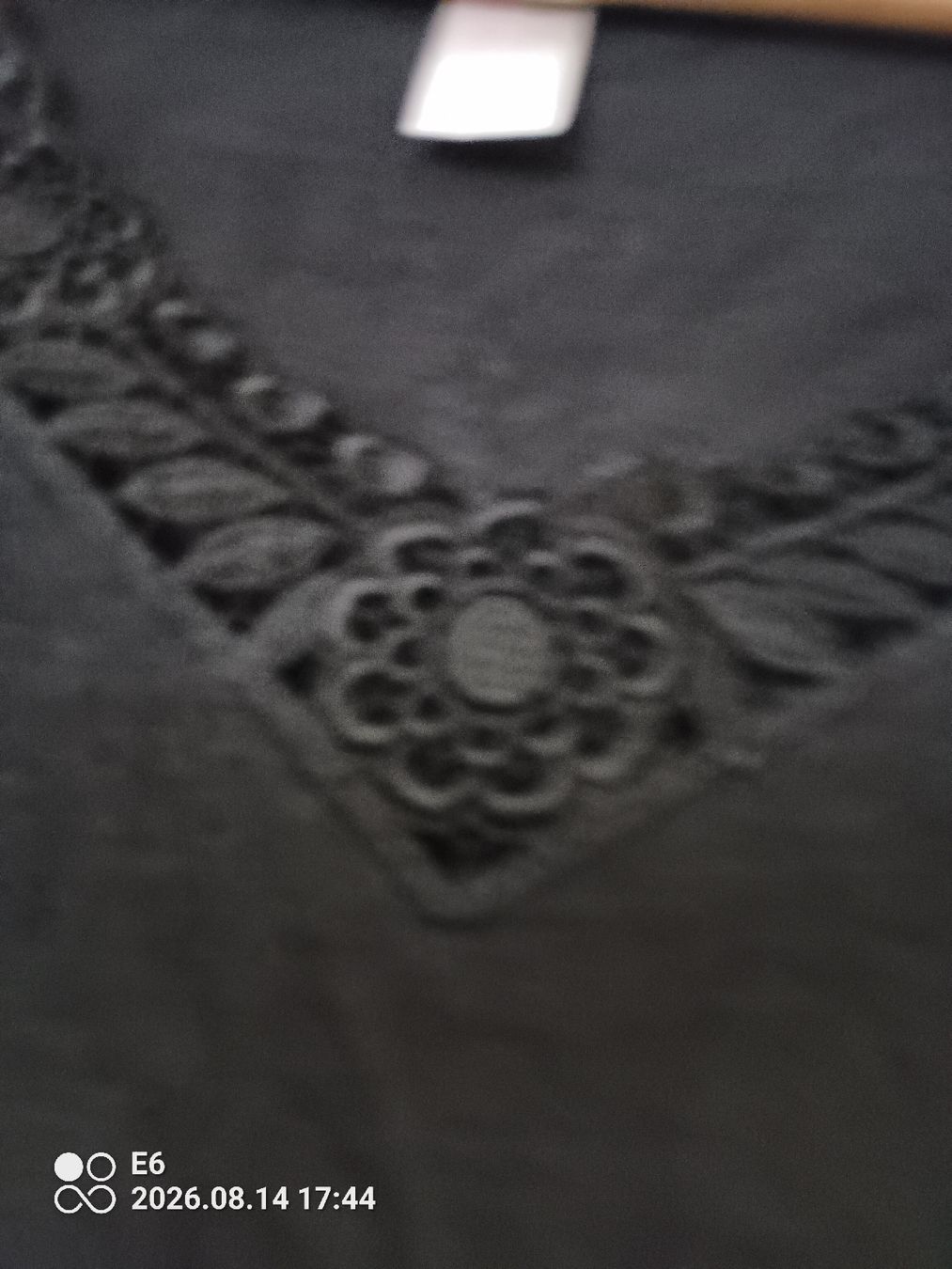 Tops: Schwarzes Top mit Spitze – Gebraucht aus Zürich von Mitzi6 2