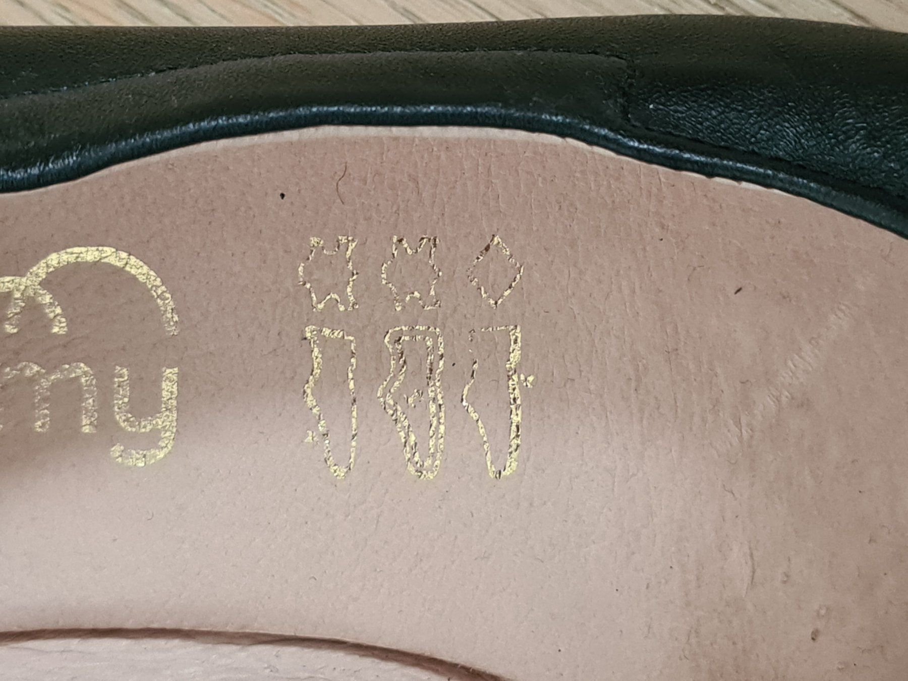 Scarpe per ragazze: Ballerines cuir pointure 24 – Usato da Carouge GE venduto da Franllo 4