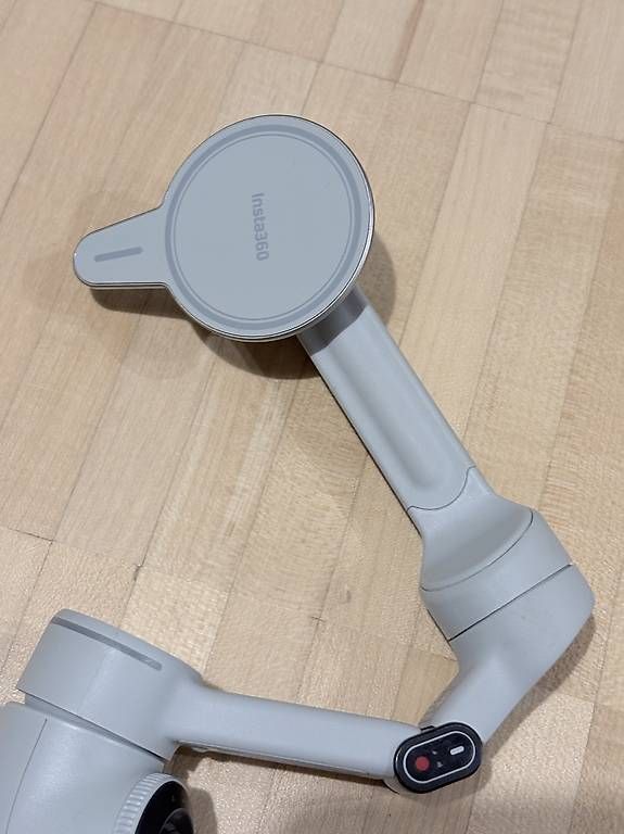 Altri Accessori: Insta360 Flow 2 Pro Creator Kit – Usato da Zürich venduto da h4llo 2