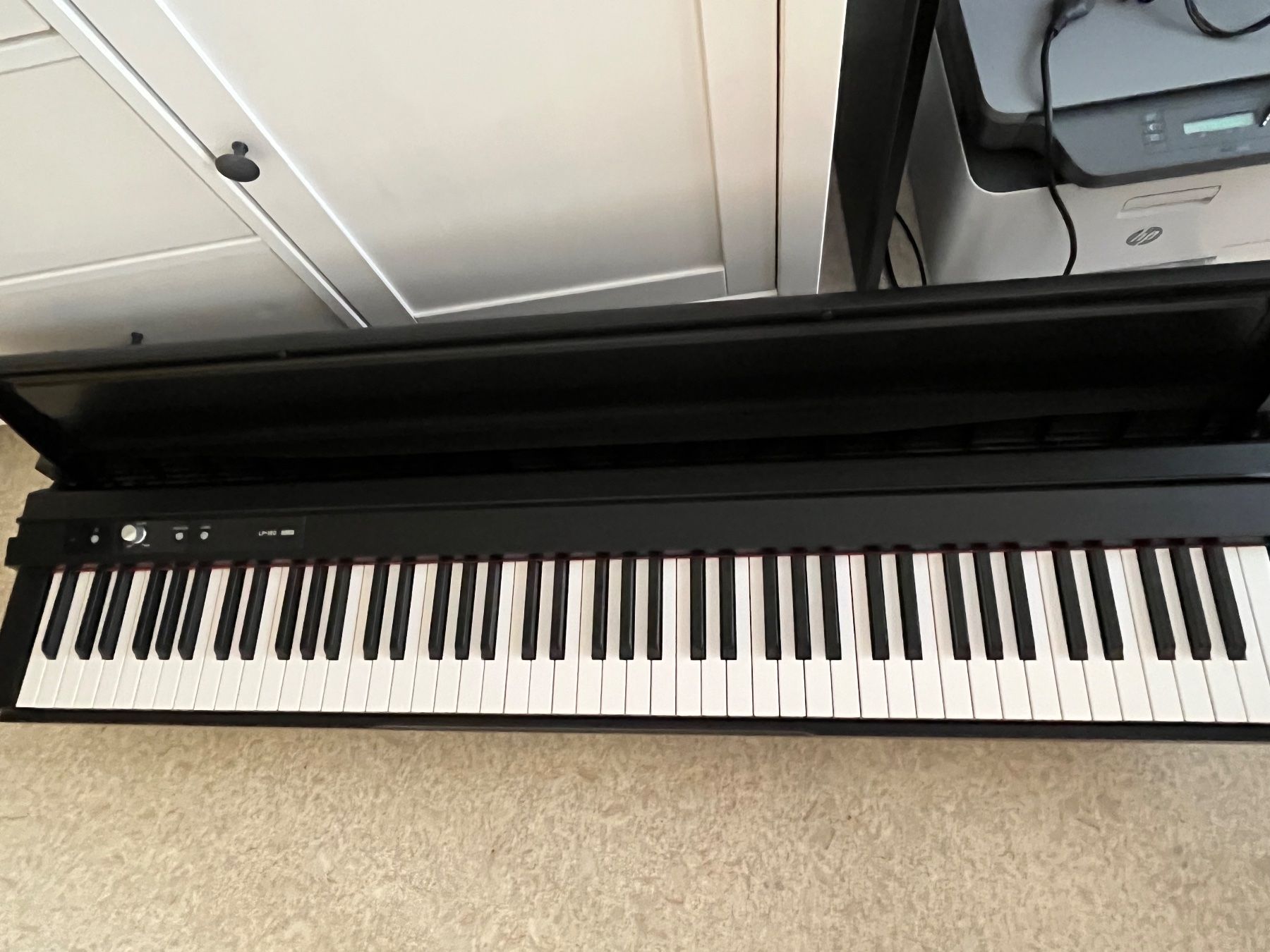 Korg Musikinstrumente: Korg LP180 – Defekt aus Frick von silan28 1