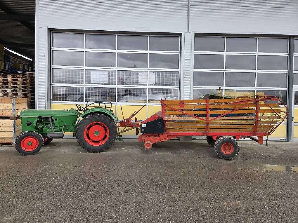 Deutz Trattori: Deutz D40-Z Traktor mit Ladewagen – Usato da Balterswil venduto da schnugi09 3