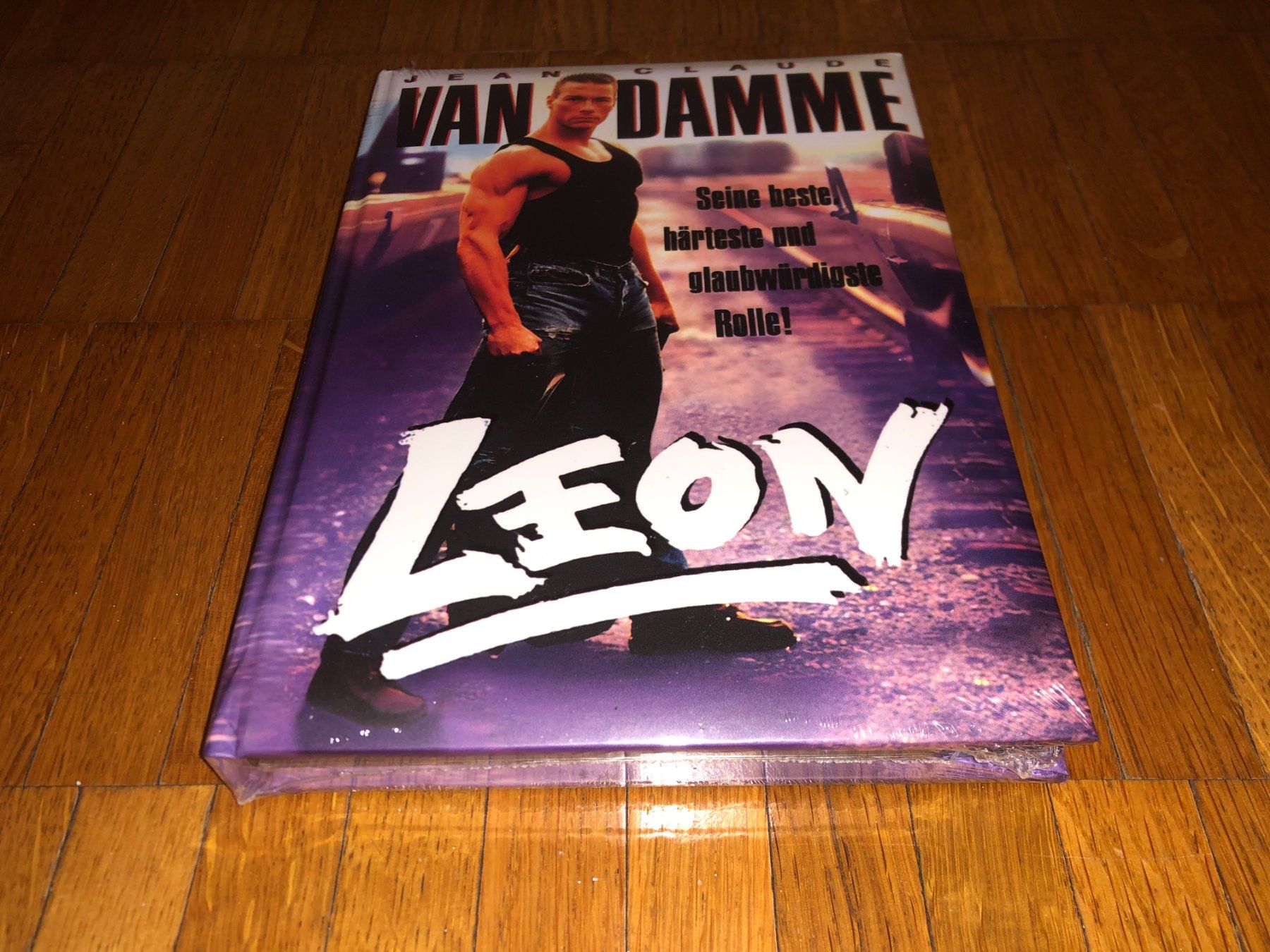 Alle DVDs: Leon - MEDIABOOK - WATTIERT - A - UNCUT – Neu und originalverpackt aus Basel von havsok