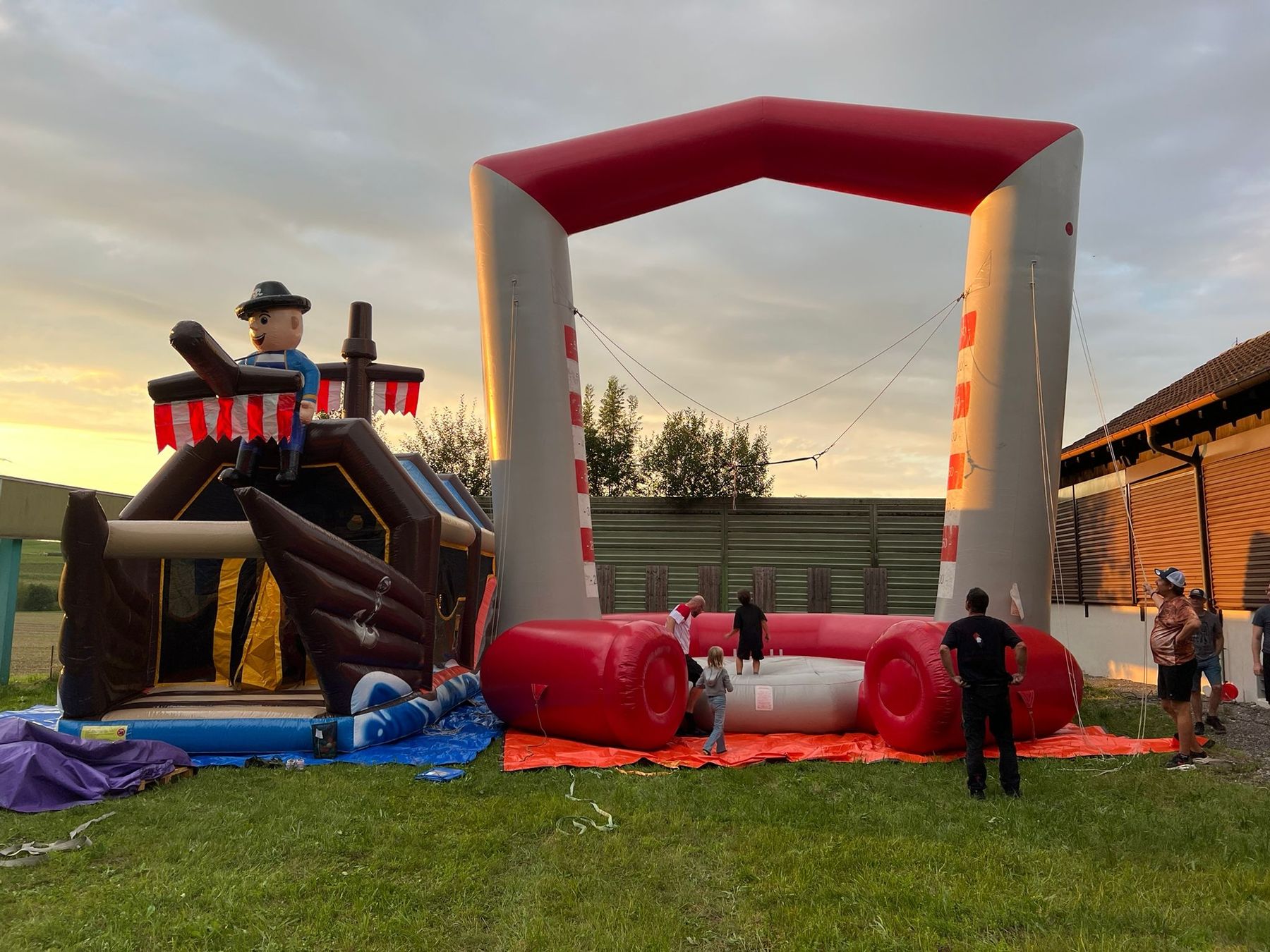 Jeux: Hüpfburg Jump  – D'occasion à Obfelden par Nasensi