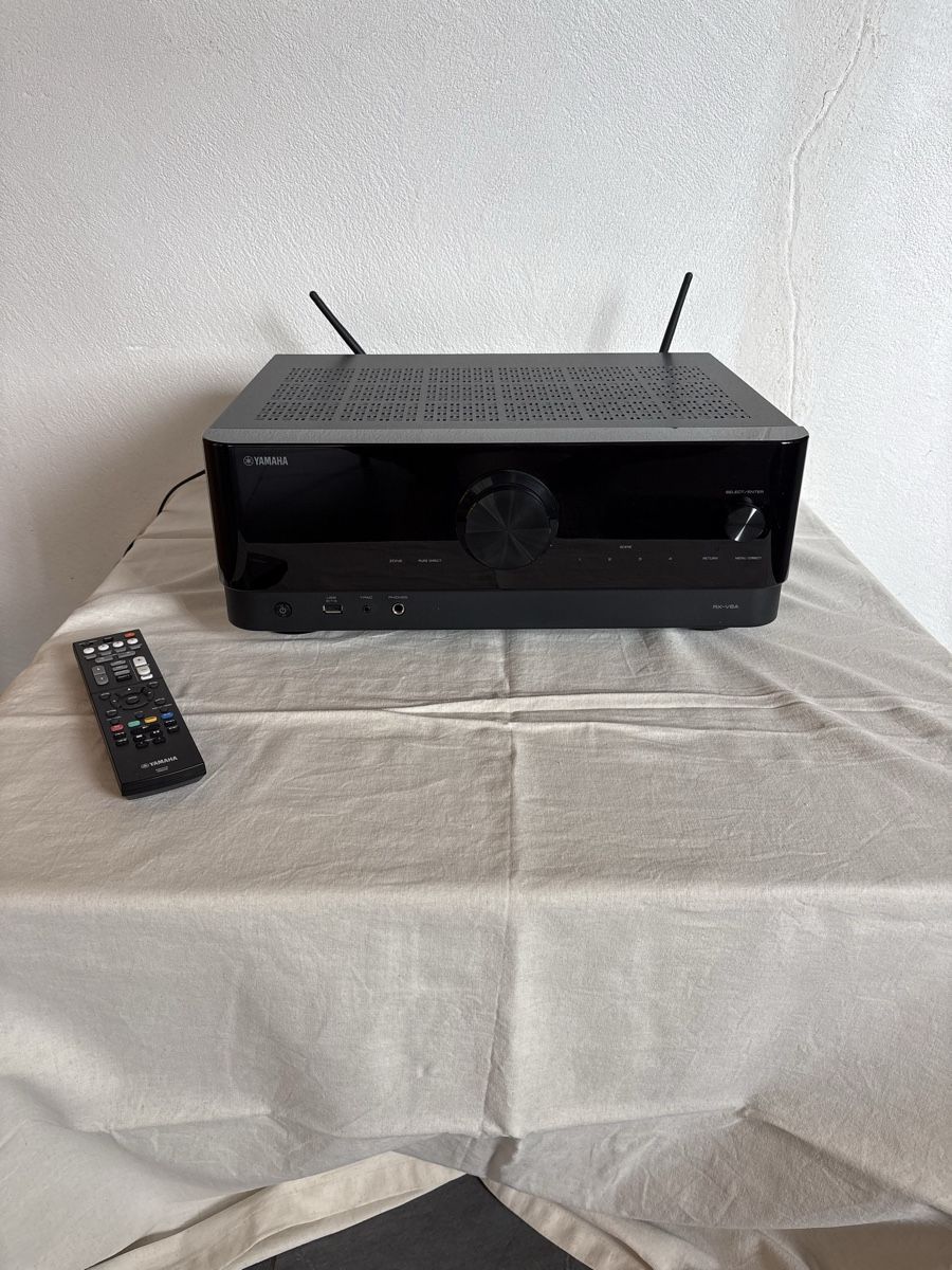 Yamaha Receiver: Yamaha RX-V6A 7.2 AV-Receiver – Gebraucht aus Thalwil von zena4 1