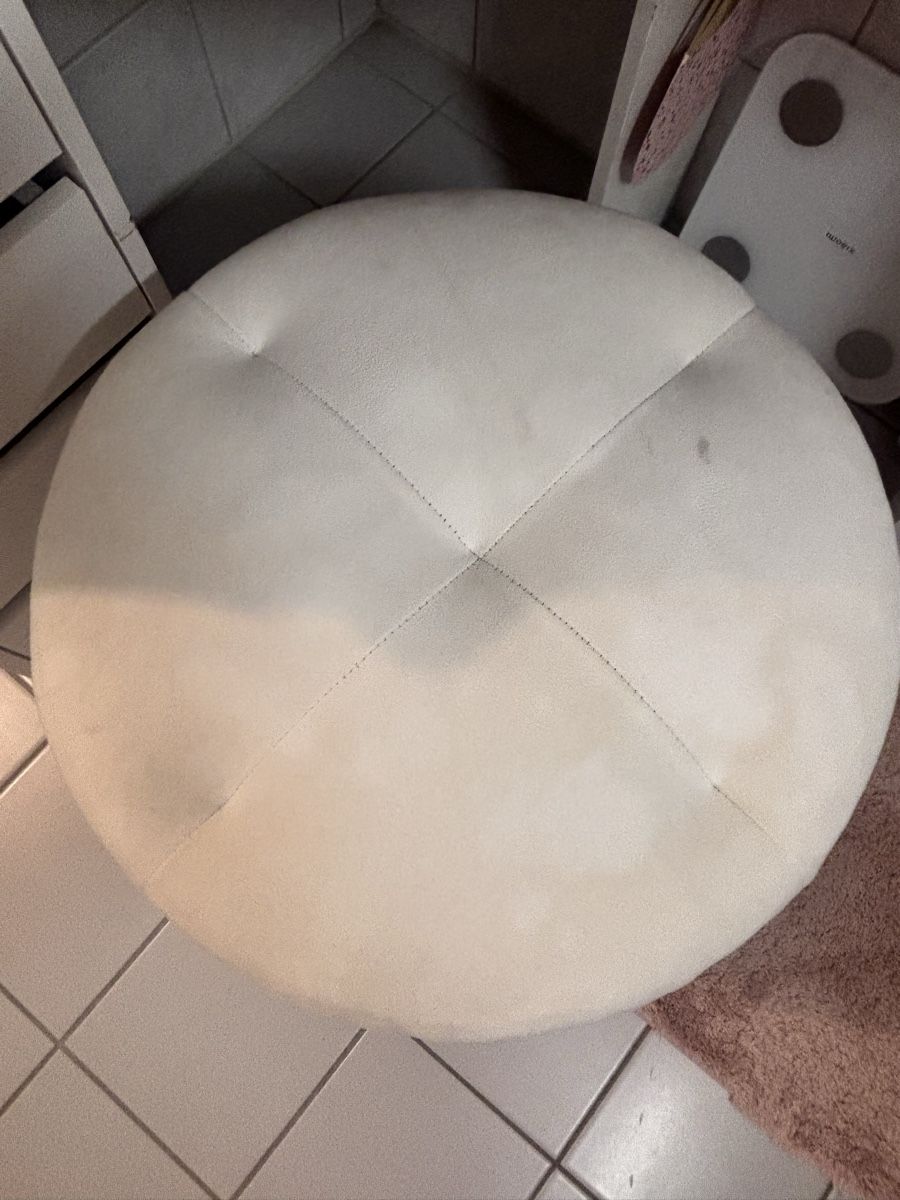 Hocker: Cute White, Gold Seat – Gebraucht aus Boll von stellabee 2
