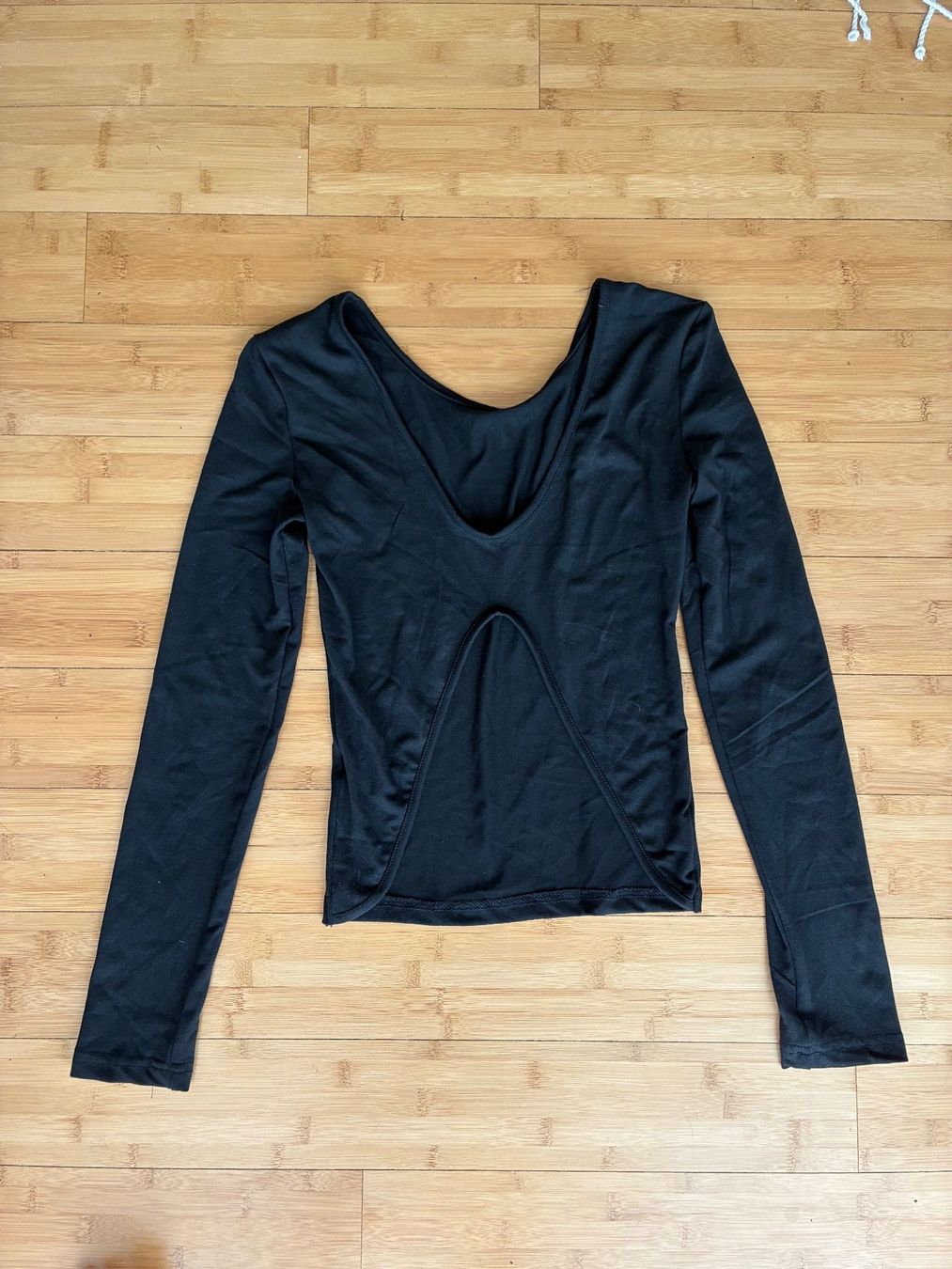 Top: Schickes Oberteil mit Ausschnitt, Schwarz, XS – Usato da Meilen venduto da ari_yj75