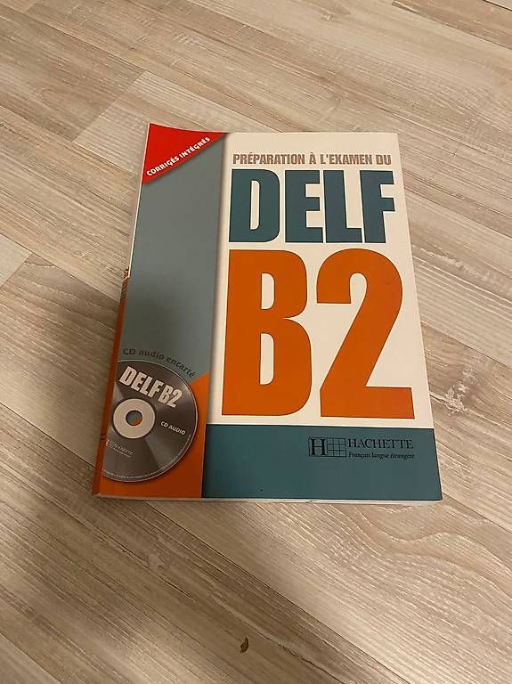 Libri: DELF B2 Prüfungsvorbereitungsbuch – Usato da Luzern venduto da tha_dh9x