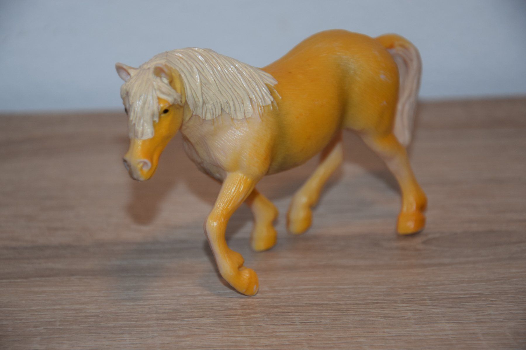Schleich Statuette: RAR Set Schleich 6x Pferde – Usato da Mezzovico venduto da finsteraar 6