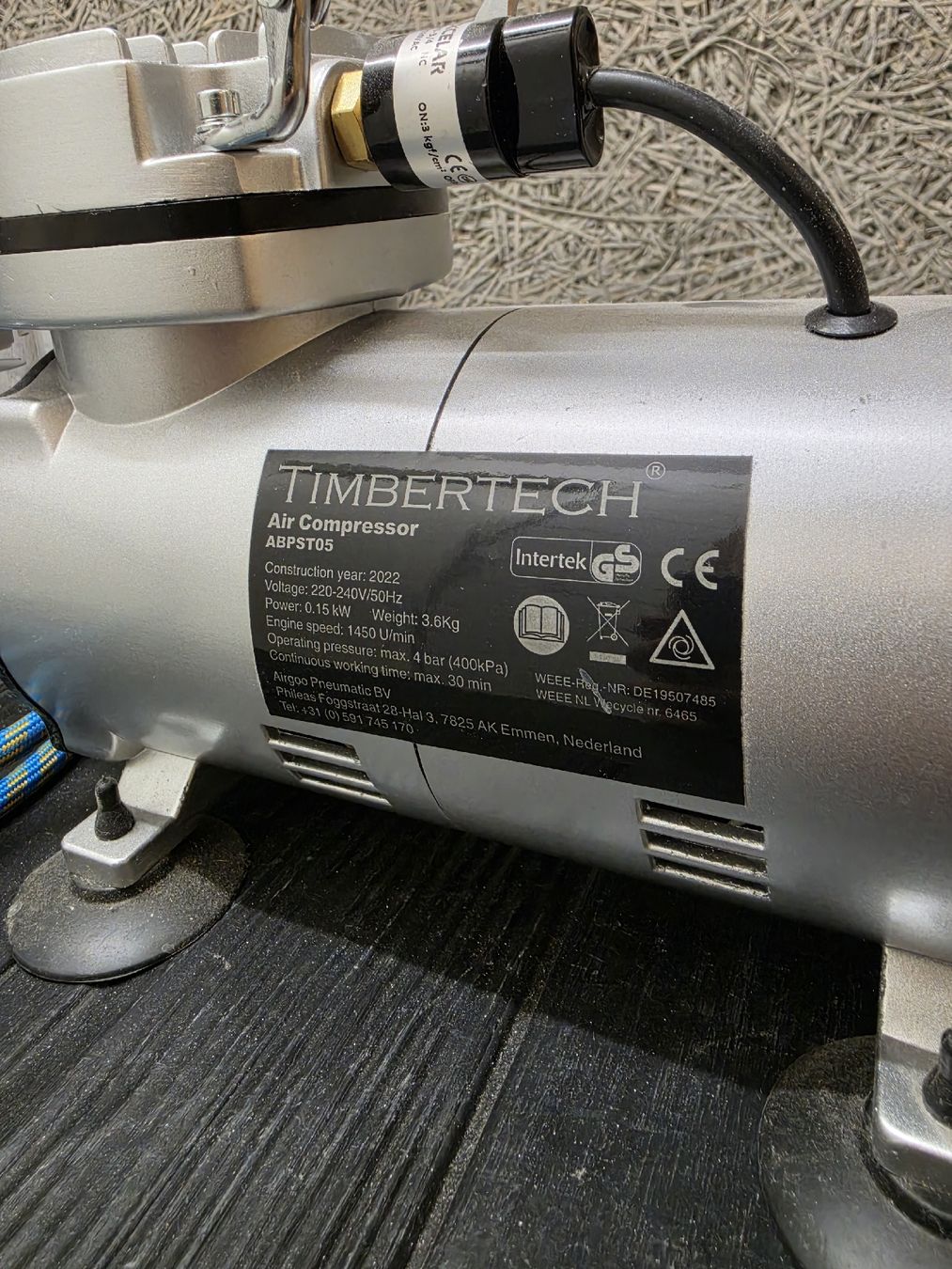 Compresseurs: Timbertech Airbrush Kompressor ABPST05 Set  – D'occasion à St. Gallen par Klemensa 1