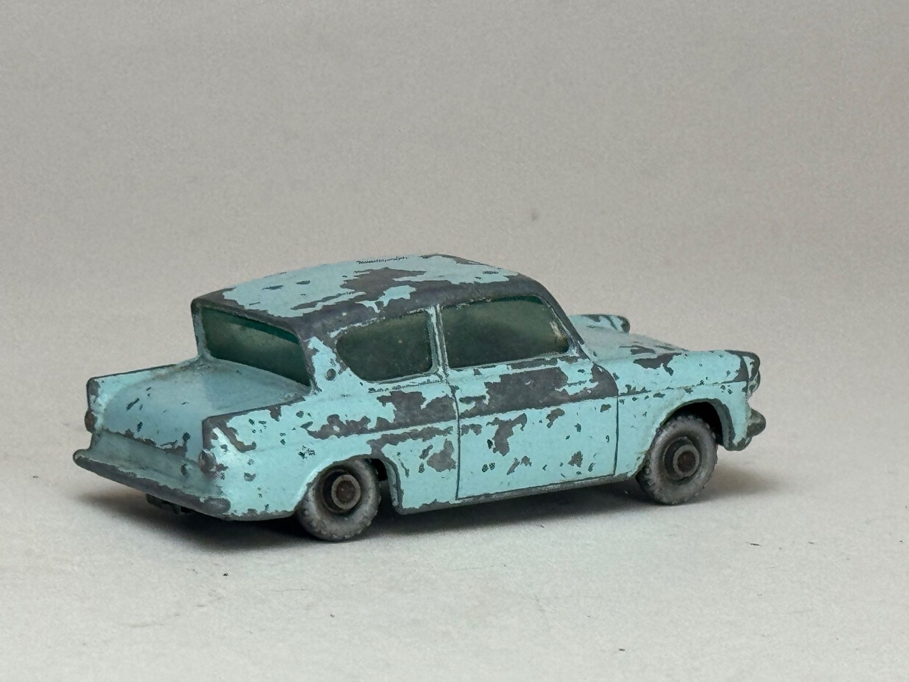 Lesney Modellini d'auto: GB-Lesney Ford Angila hellblau No7 – Usato da Elm venduto da Wikmtz 1