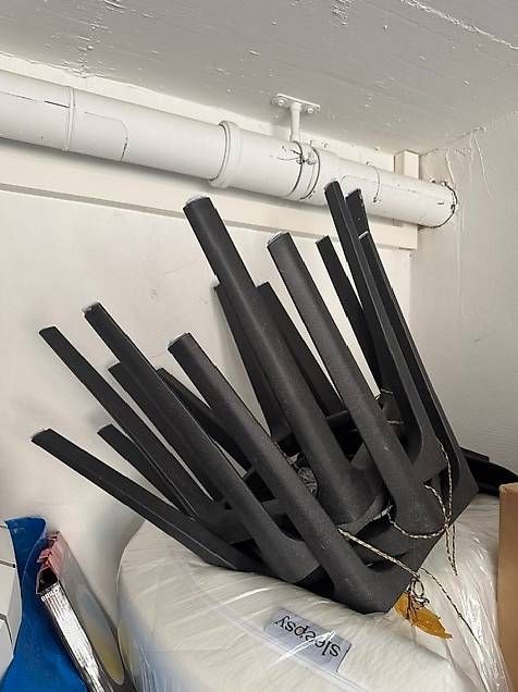 Ikea Tavoli: Esstisch IKEA TARSELE mit 2 Stühlen ODGER anthrazit – Usato da Kreuzlingen venduto da sop_c2cl 4
