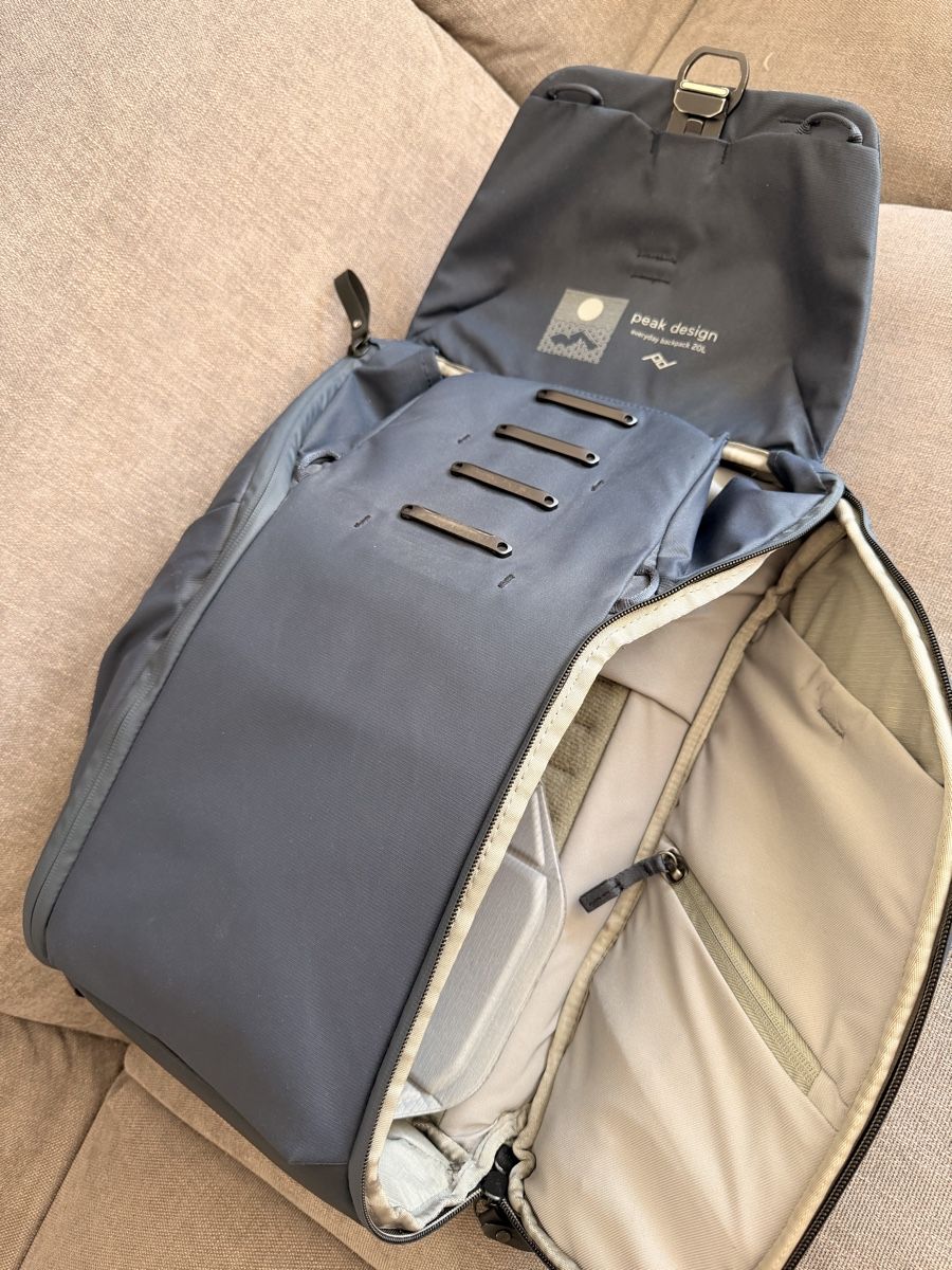 Peak Design Zaini: Peak Design Everyday Backpack 20L v2 Garantie Vorhanden – Nuovo (secondo la descrizione) da Kreuzlingen venduto da TG-1 3