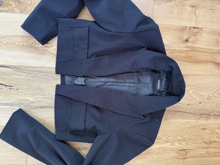 Schwarzer eleganter Kurzjacken Blazer Gr M 