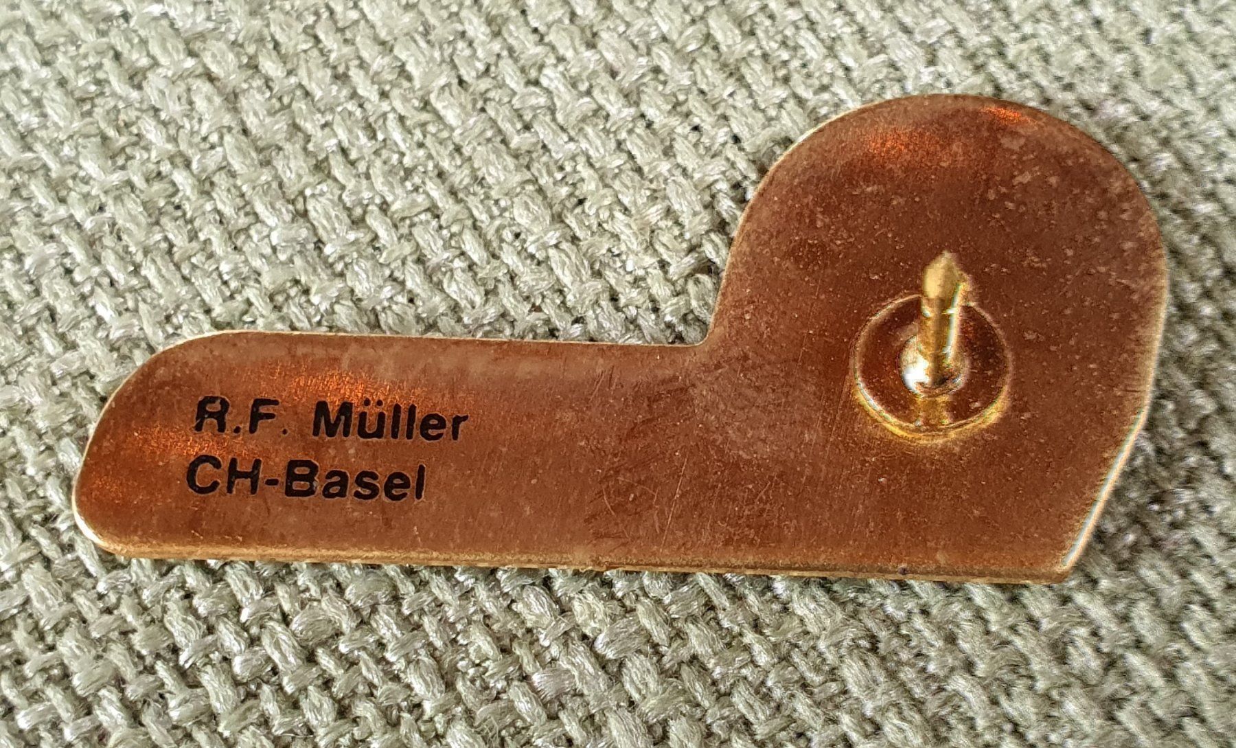 Placchette & Badge: D695 - Pin Basler Polizei Vorsteher PMD – Usato da Reinach BL venduto da Boston-Verkauf 1